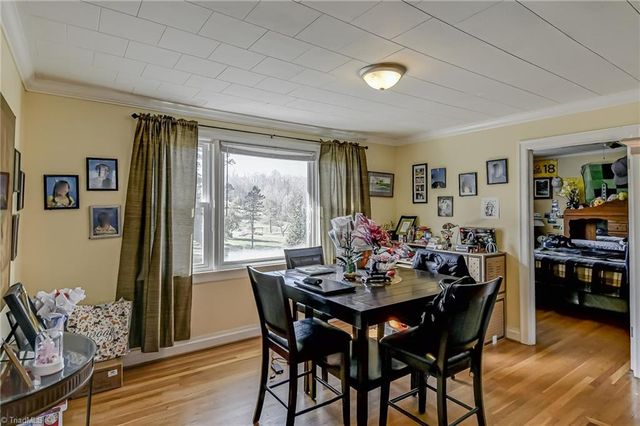 3330 Fraternity Church Road, Winston-salem, NC 27127