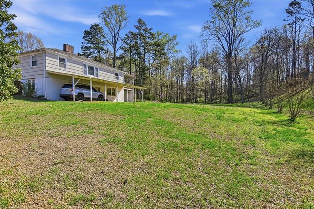 3330 Fraternity Church Road, Winston-salem, NC 27127