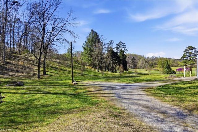 3330 Fraternity Church Road, Winston-salem, NC 27127