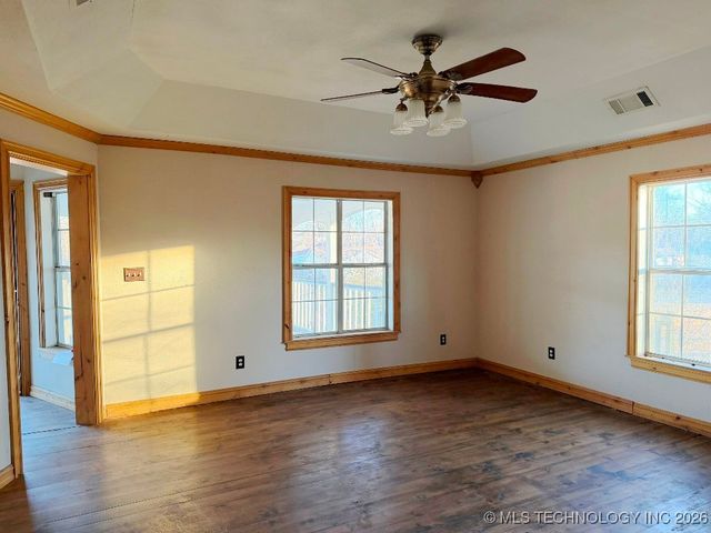 106 NE 3rd Street, Wagoner, OK 74467