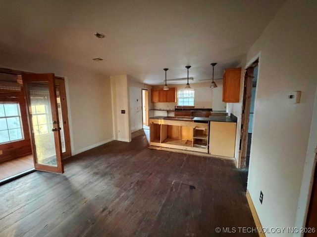 106 NE 3rd Street, Wagoner, OK 74467