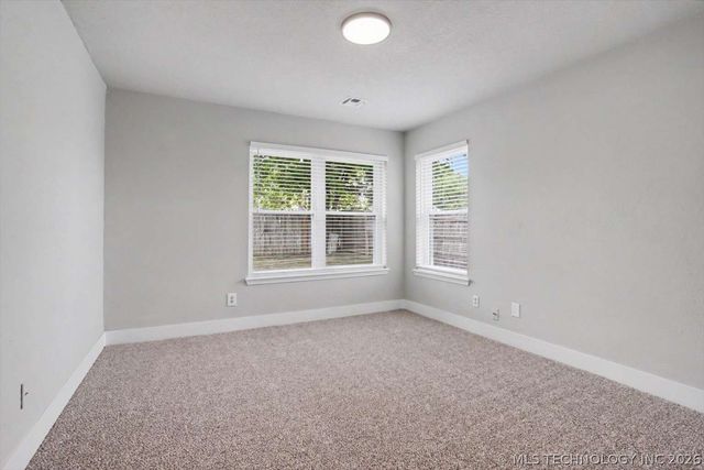 9248 S 87th East Avenue, Tulsa, OK 74133