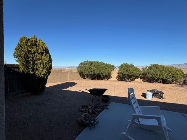 3374 Roma Road, Kingman, AZ 86401