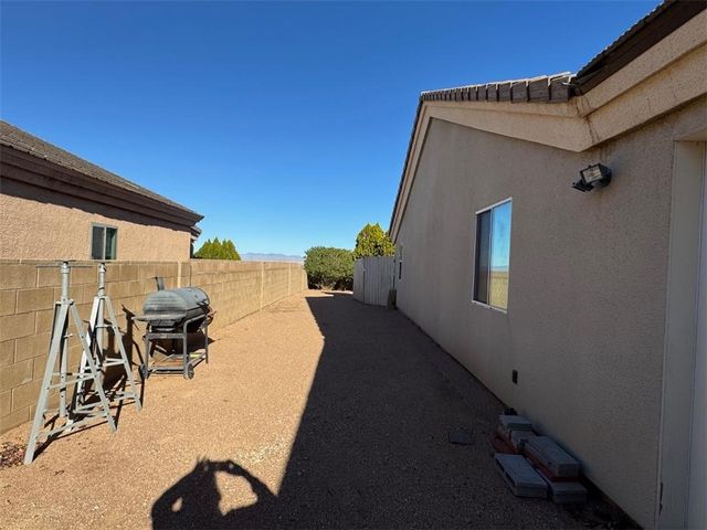 3374 Roma Road, Kingman, AZ 86401