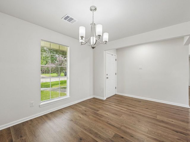 7110 Log View Drive, Houston, TX 77040