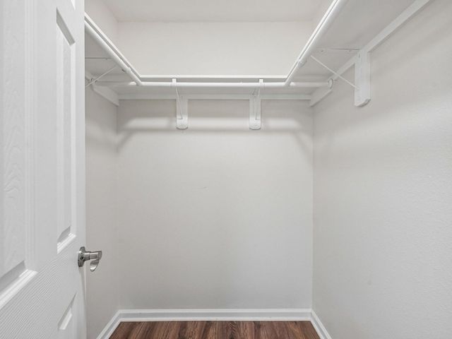 7110 Log View Drive, Houston, TX 77040