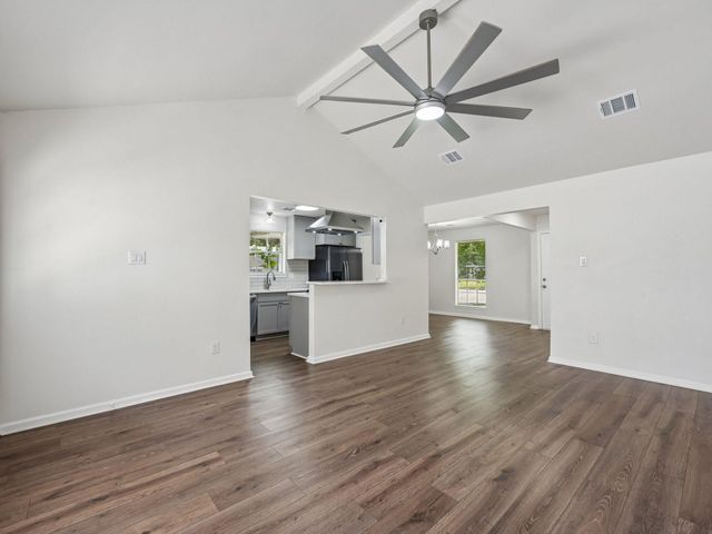7110 Log View Drive, Houston, TX 77040