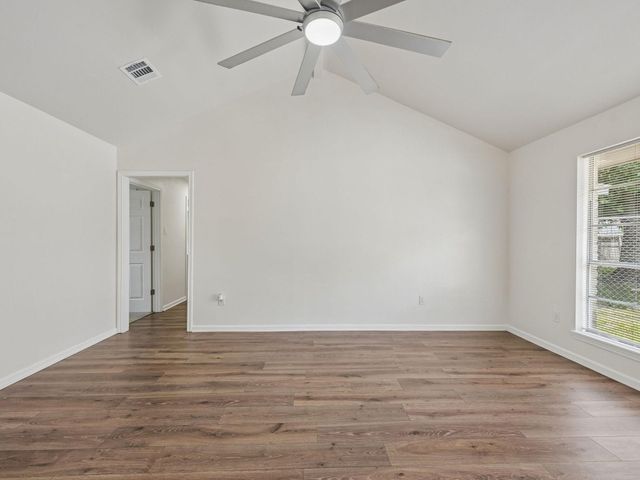 7110 Log View Drive, Houston, TX 77040