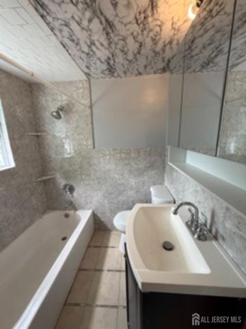 72 Charles Street, Carteret, NJ 07008