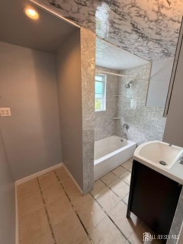 72 Charles Street, Carteret, NJ 07008
