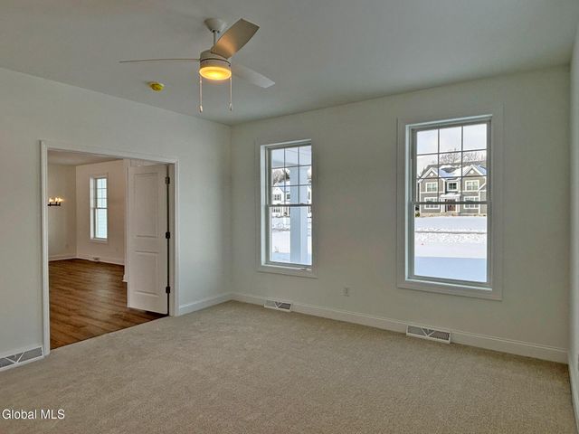 31 Eastpointe Drive, Wilton, NY 12866
