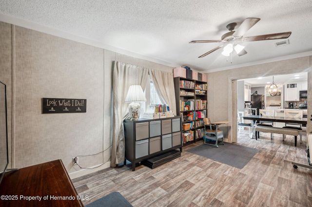 18625 Deason Drive, Spring Hill(pasco), FL 34610