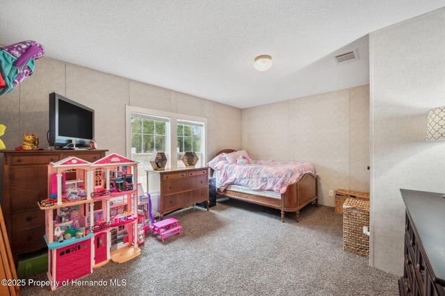 18625 Deason Drive, Spring Hill(pasco), FL 34610