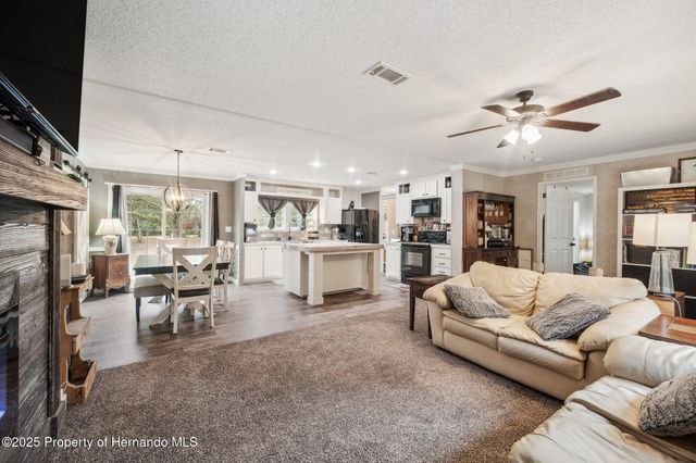 18625 Deason Drive, Spring Hill(pasco), FL 34610
