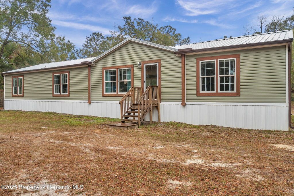 18625 Deason Drive, Spring Hill(pasco), FL 34610