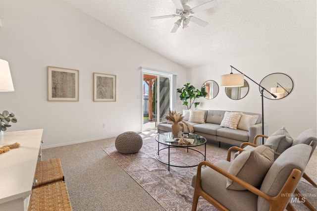 3300 S Holly, Nampa, ID 83686