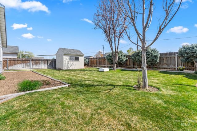 3300 S Holly, Nampa, ID 83686