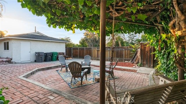 927 Alta Loma Drive, Corona, CA 92882