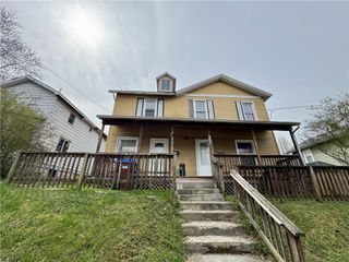 422 Reed St, Sharon, PA 16146