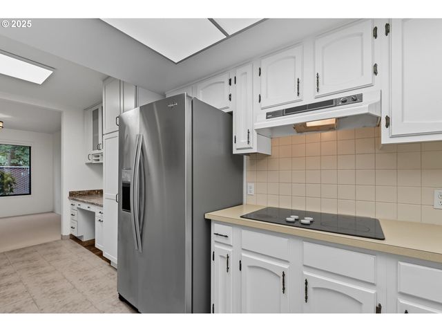 8900 Ne 36TH St 1, Vancouver, WA 98662