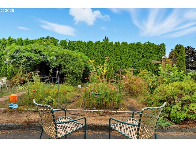 8900 Ne 36TH St 1, Vancouver, WA 98662