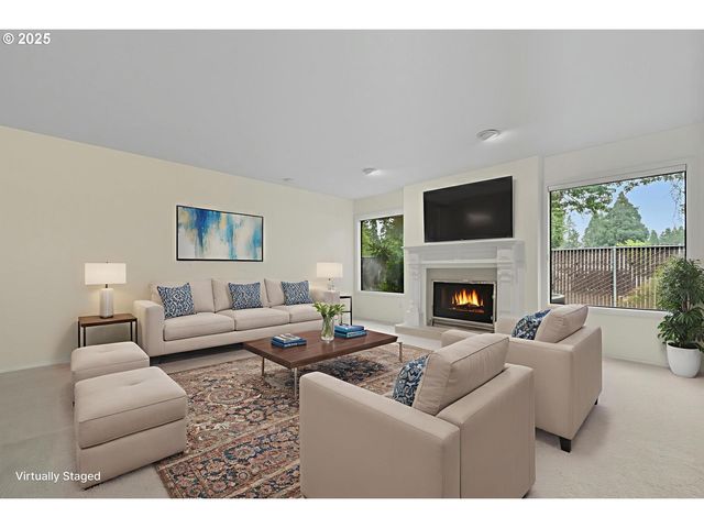 8900 Ne 36TH St 1, Vancouver, WA 98662