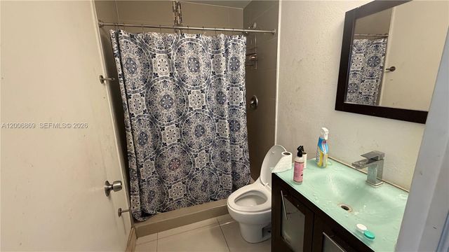 2071 NW 86th St, Miami, FL 33147