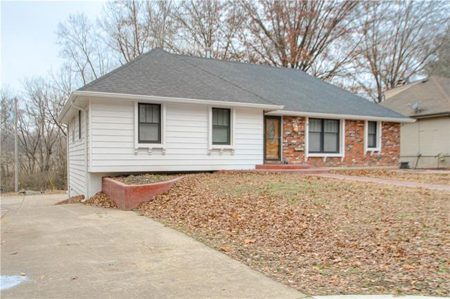 2600 Magnolia Avenue, Liberty, MO 64068