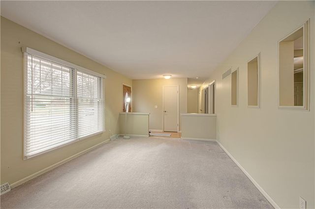 2600 Magnolia Avenue, Liberty, MO 64068