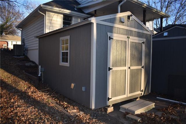 2600 Magnolia Avenue, Liberty, MO 64068