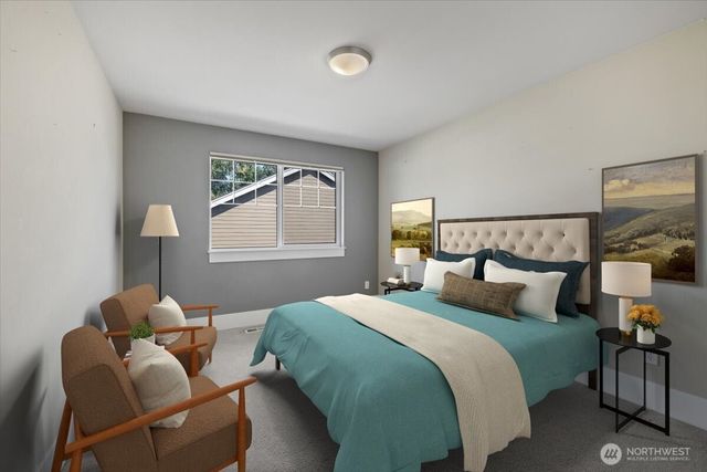 907 Ilwaco Place NE, Renton, WA 98059