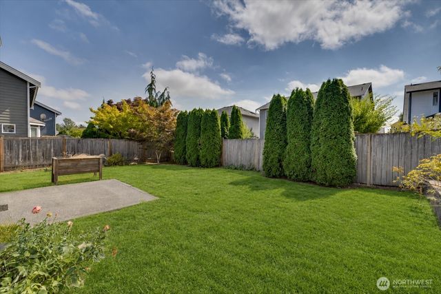 907 Ilwaco Place NE, Renton, WA 98059