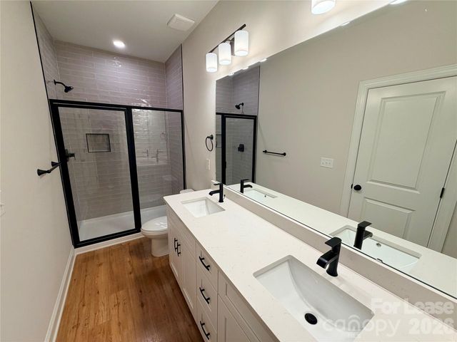 521 N Linwood Avenue, Charlotte, NC 28216