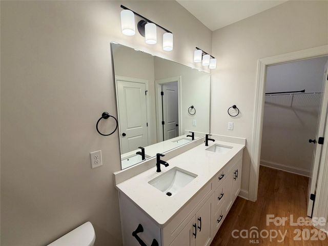 521 N Linwood Avenue, Charlotte, NC 28216