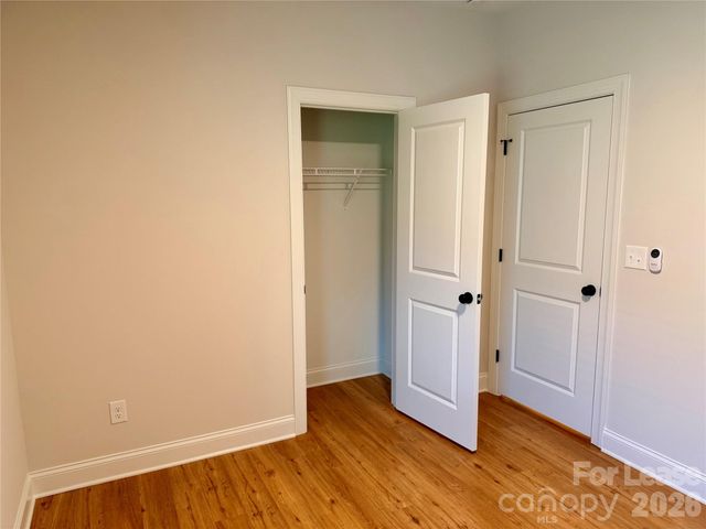 521 N Linwood Avenue, Charlotte, NC 28216