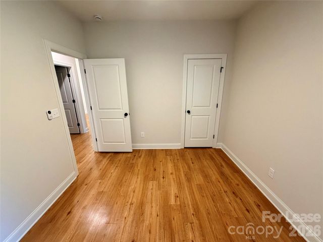 521 N Linwood Avenue, Charlotte, NC 28216
