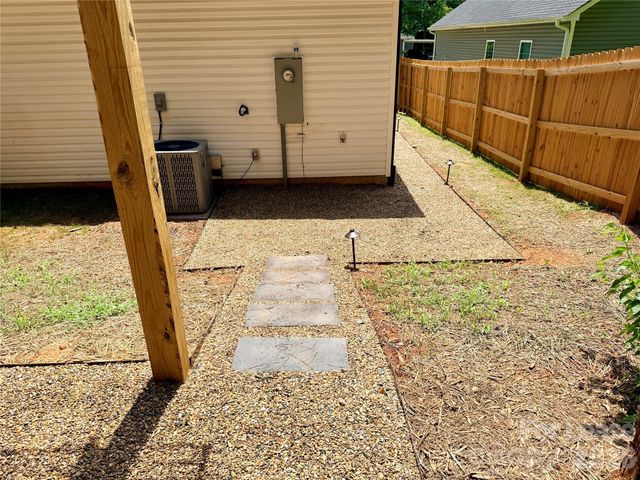 521 N Linwood Avenue, Charlotte, NC 28216