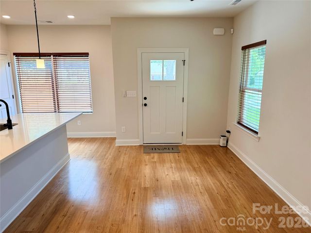 521 N Linwood Avenue, Charlotte, NC 28216