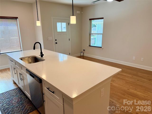 521 N Linwood Avenue, Charlotte, NC 28216