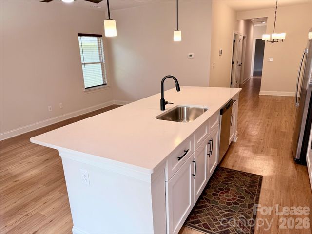 521 N Linwood Avenue, Charlotte, NC 28216