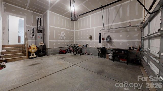 975 General Hoke Drive, Lincolnton, NC 28092