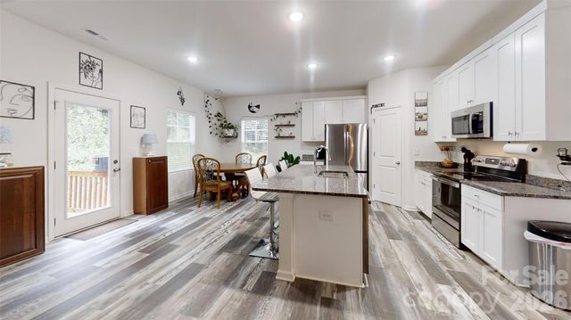 975 General Hoke Drive, Lincolnton, NC 28092