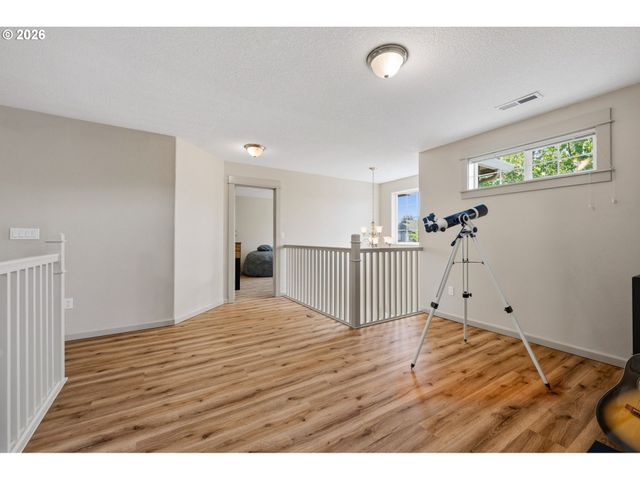 1775 CLOVER Ln, Woodland, WA 98674
