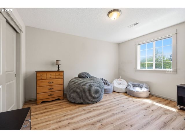 1775 CLOVER Ln, Woodland, WA 98674