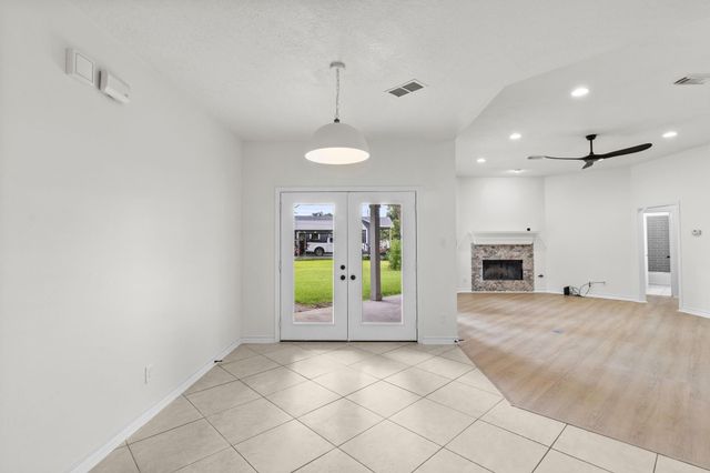 5502 Gum Street, Crosby, TX 77532