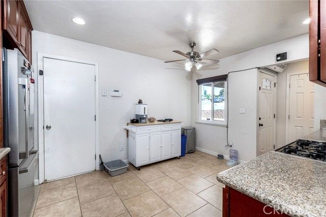 7549 Black Oak, San Diego, CA 92114