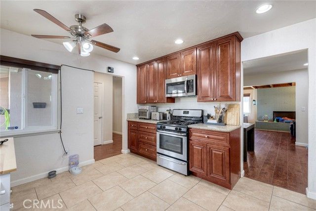 7549 Black Oak, San Diego, CA 92114