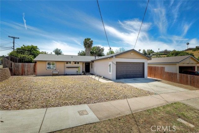 7549 Black Oak, San Diego, CA 92114