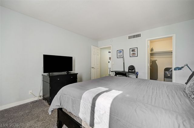 1455 East Katie Avenue D11, Las Vegas, NV 89119