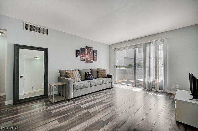 1455 East Katie Avenue D11, Las Vegas, NV 89119